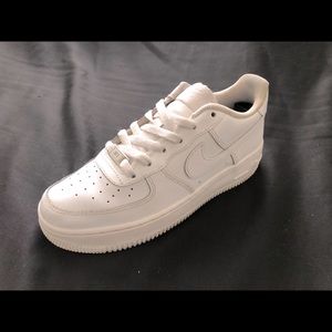 Nike Air force one size 6Y